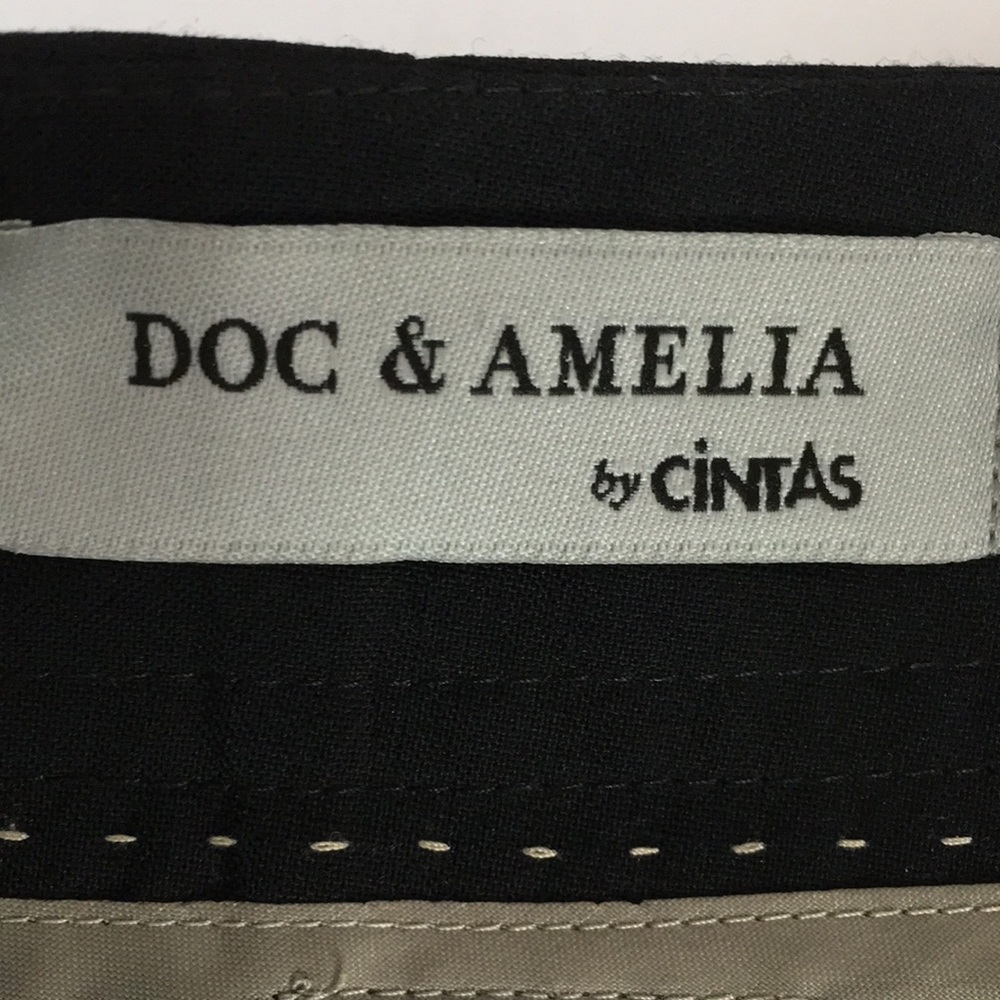 DOC & AMELIA - Picture 7 of 8